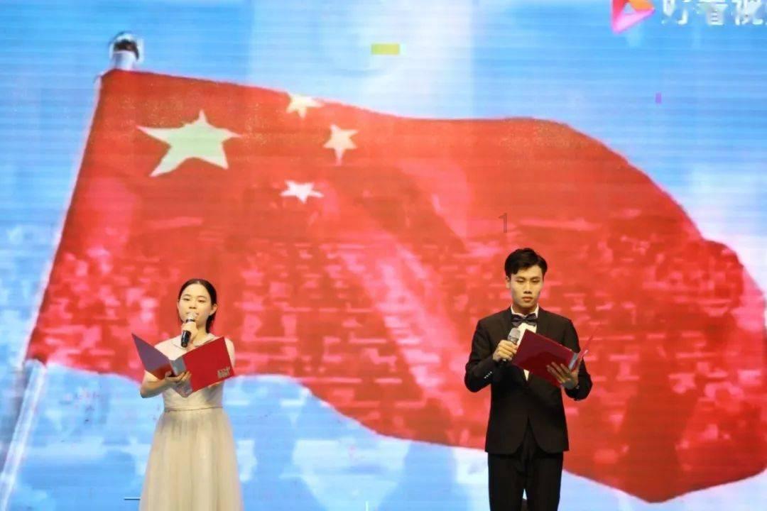作家李静睿:有时候想逃离并不是件坏事